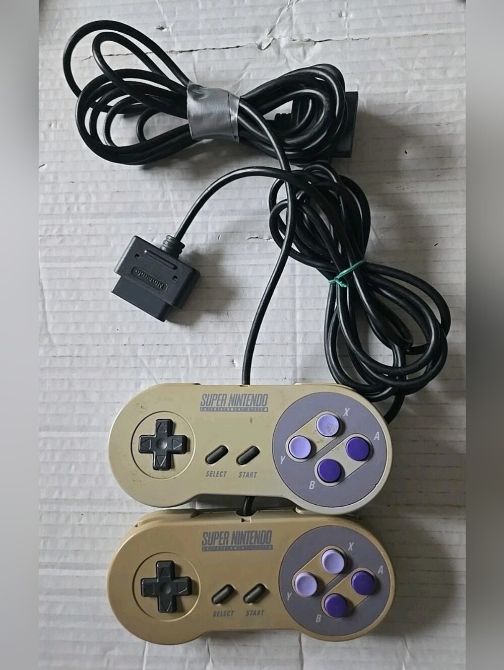 2 Super Nintendo SNES Original Authentic OEM Controllers SNS-005 (Not Tested)